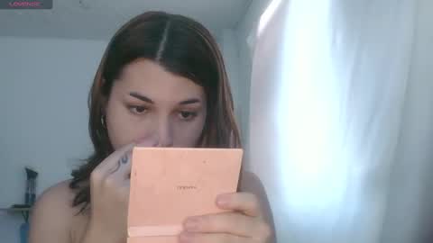 Lucrecia... new accout...OFS LU 21 online show from 02.18.25