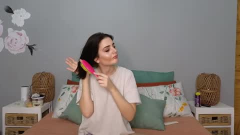 Lucy online show from 06.02.26