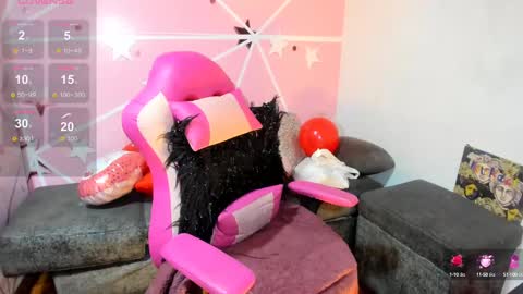 lucy_beatifull online show from 02.14.25