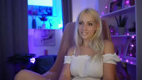 Cutie Lucy online show from 06.26.26