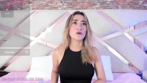 Snapshot of lucy_davies_ chatting on 04.15.26 lucy_davies_ online show from 04.15.26