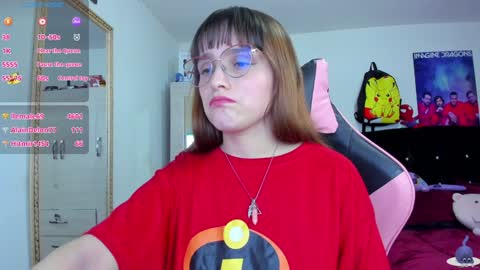 Snapshot of lucy_hess_ chatting on 12.27.24 Lucy online show from 12.27.24