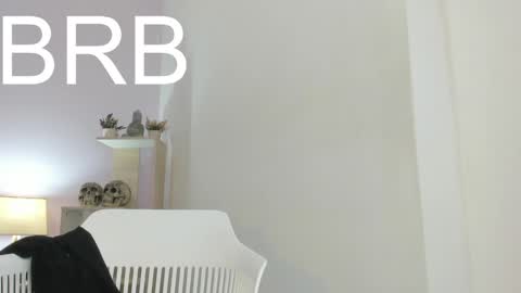 Lucia online show from 01.12.25