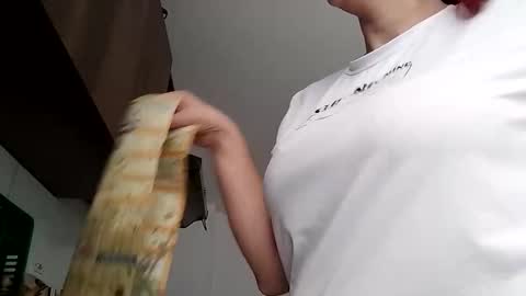 Lucia online show from 10.12.25