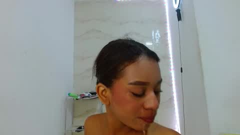 Snapshot of lucy_sluppy_hard chatting on 03.12.26 lucy_sluppy_hard online show from 03.12.26