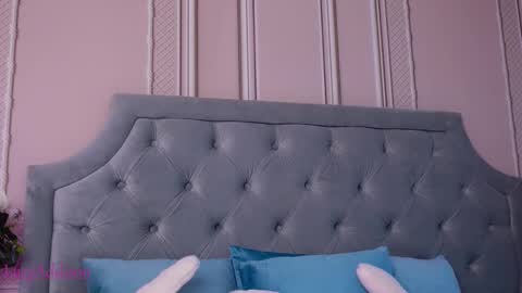 LucyAddison online show from 11.23.25