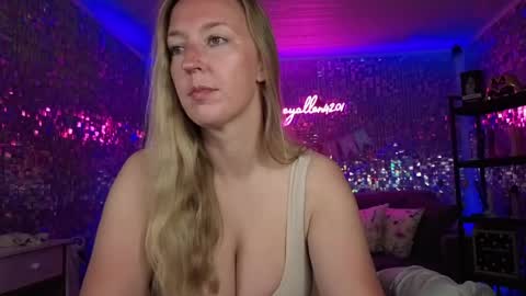lucyallen4201 online show from 05.18.26