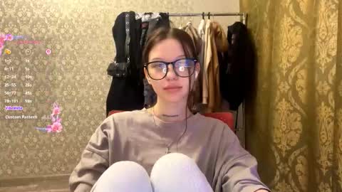 Snapshot of lucykobylarczyk chatting on 02.12.26 Ella online show from 02.12.26