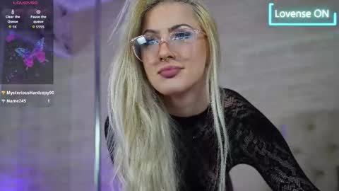 Lucy Lexton online show from 10.03.25