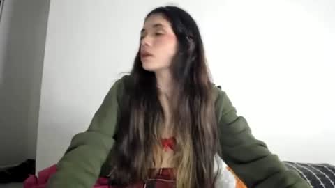 lucyportman online show from 04.12.26