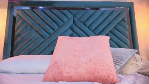 Snapshot of lucyvega4 chatting on 09.26.25 Lucy online show from 09.26.25