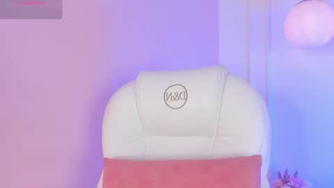 Snapshot of lucyvega4 chatting on 11.10.25 Lucy online show from 11.10.25