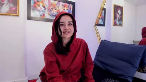 Snapshot of lucywalkeer chatting on 06.28.26 LucyWalkeer online show from 06.28.26