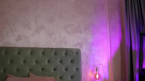 LucyWillow online show from 02.22.26