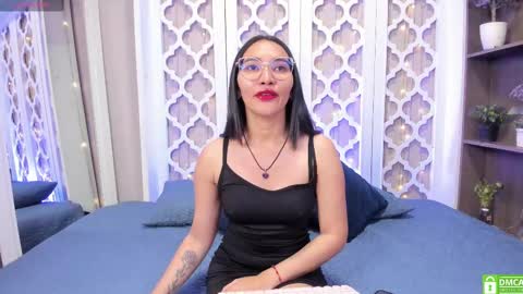 Lucy Liiu online show from 01.02.25