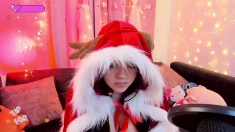 LUCYY FROM HOME  online show from 12.24.24
