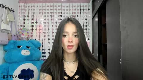 Snapshot of lucyy_tayy chatting on 12.18.24 The love of your life 3 online show from 12.18.24