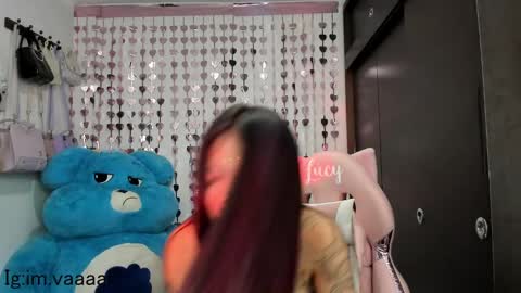 Snapshot of lucyy_tayy chatting on 12.31.24 The love of your life 3 online show from 12.31.24