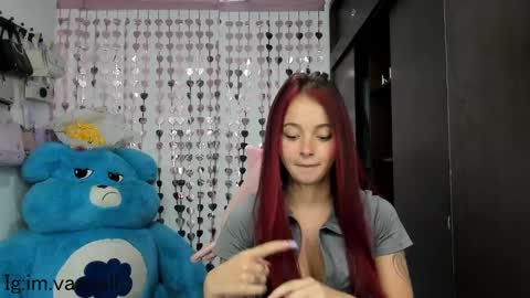 Snapshot of lucyy_tayy chatting on 01.24.25 The love of your life 3 online show from 01.24.25