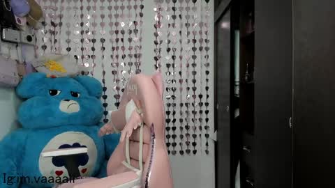 Snapshot of lucyy_tayy chatting on 03.05.25 The love of your life 3 online show from 03.05.25