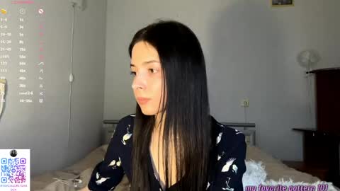 Snapshot of ludivinablice chatting on 04.30.26 Mika online show from 04.30.26