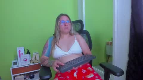 luigi0004 online show from 07.25.26