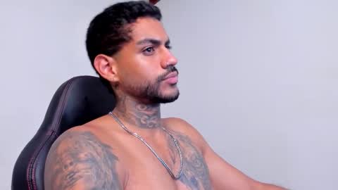 Luigi Vitale online show from 11.06.25