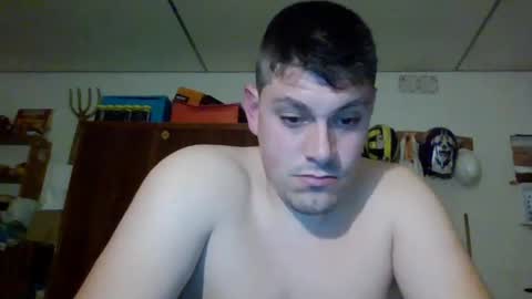 Snapshot of luis2423 chatting on 12.03.24 A slave to the mistress.. un esclavo para las amas dominantes. online show from 12.03.24