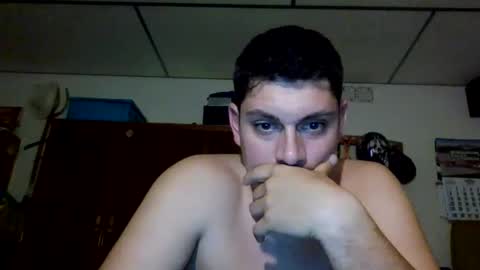 Snapshot of luis2423 chatting on 09.23.25 A slave to the mistress.. un esclavo para las amas dominantes. online show from 09.23.25