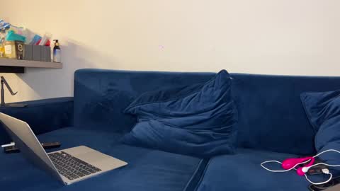 Luis and Alina online show from 12.13.25