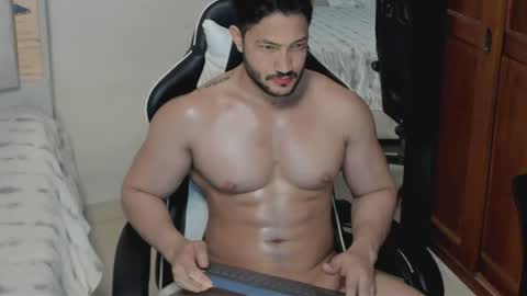 Snapshot of luis_baptista chatting on 06.14.26 luis_baptista online show from 06.14.26
