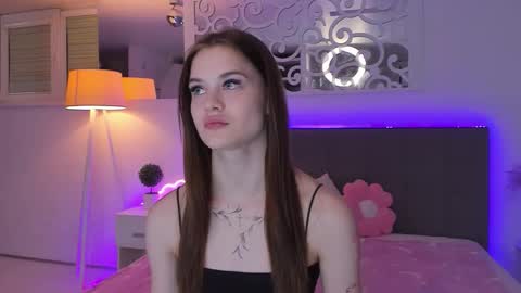 LuisaClover online show from 03.27.26