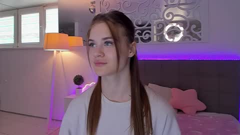 LuisaClover online show from 05.23.26