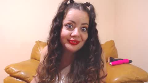 Cassie online show from 11.27.25