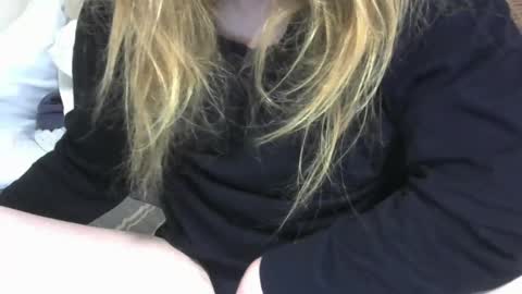 Snapshot of luiscastello777x chatting on 01.21.25 luiscastello777x online show from 01.21.25