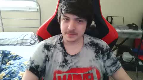 Snapshot of luisdiaztube chatting on 05.12.26 Luisdiaztube online show from 05.12.26