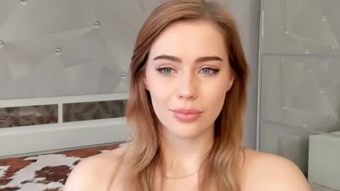 Lizzy online show from 10.30.25