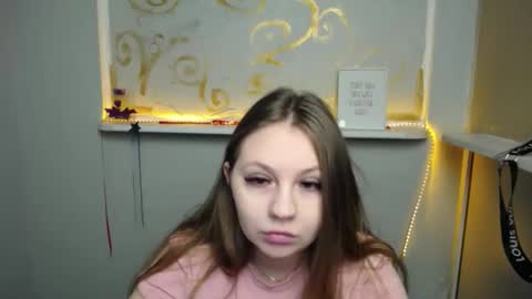 Snapshot of luizaheems_ chatting on 12.20.24 Luiza online show from 12.20.24