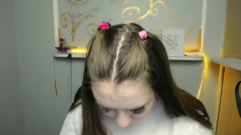 Snapshot of luizaheems_ chatting on 01.17.25 Luiza online show from 01.17.25