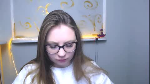 Snapshot of luizaheems_ chatting on 02.18.25 Luiza online show from 02.18.25