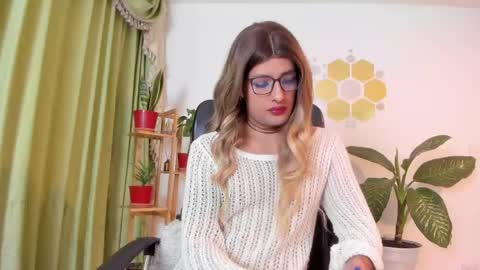 Snapshot of lukacastillo chatting on 04.25.26 Luka Castillo online show from 04.25.26
