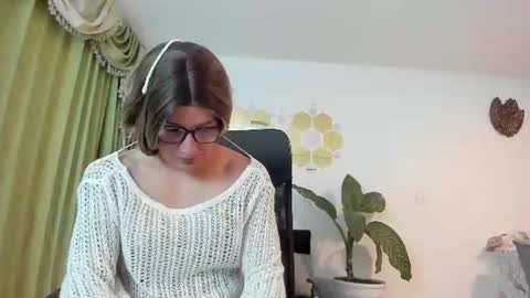 Snapshot of lukacastillo chatting on 06.14.26 Luka Castillo online show from 06.14.26
