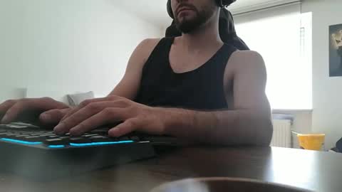 lukasschoetz online show from 04.24.26