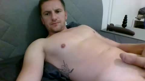 Snapshot of luke66a chatting on 10.16.25 luke66a online show from 10.16.25