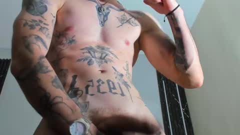 Snapshot of luke_davis01 chatting on 02.27.25 LUKE online show from 02.27.25