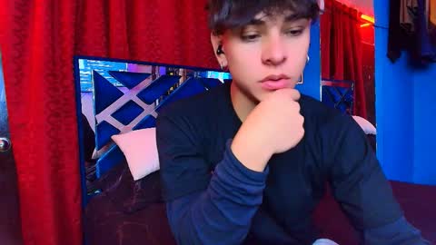Snapshot of luke_howland chatting on 04.28.26 Luke online show from 04.28.26