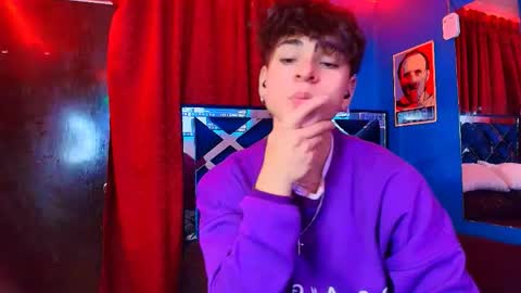 Snapshot of luke_howland chatting on 05.21.26 Luke online show from 05.21.26