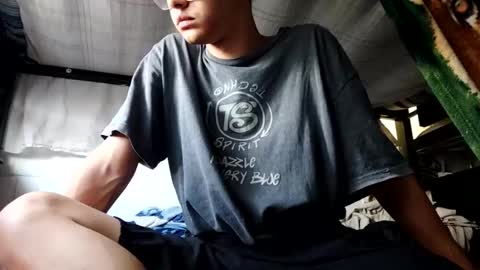 Snapshot of luke_rex chatting on 09.29.25 luke online show from 09.29.25