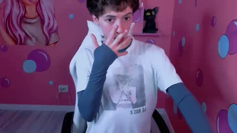 Snapshot of luke_sweet chatting on 01.18.26 Luke online show from 01.18.26