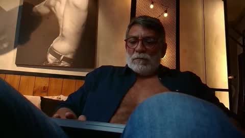 Luke Crews online show from 01.27.25